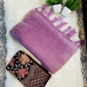 Plain Crunchy Lavender Silk Saree