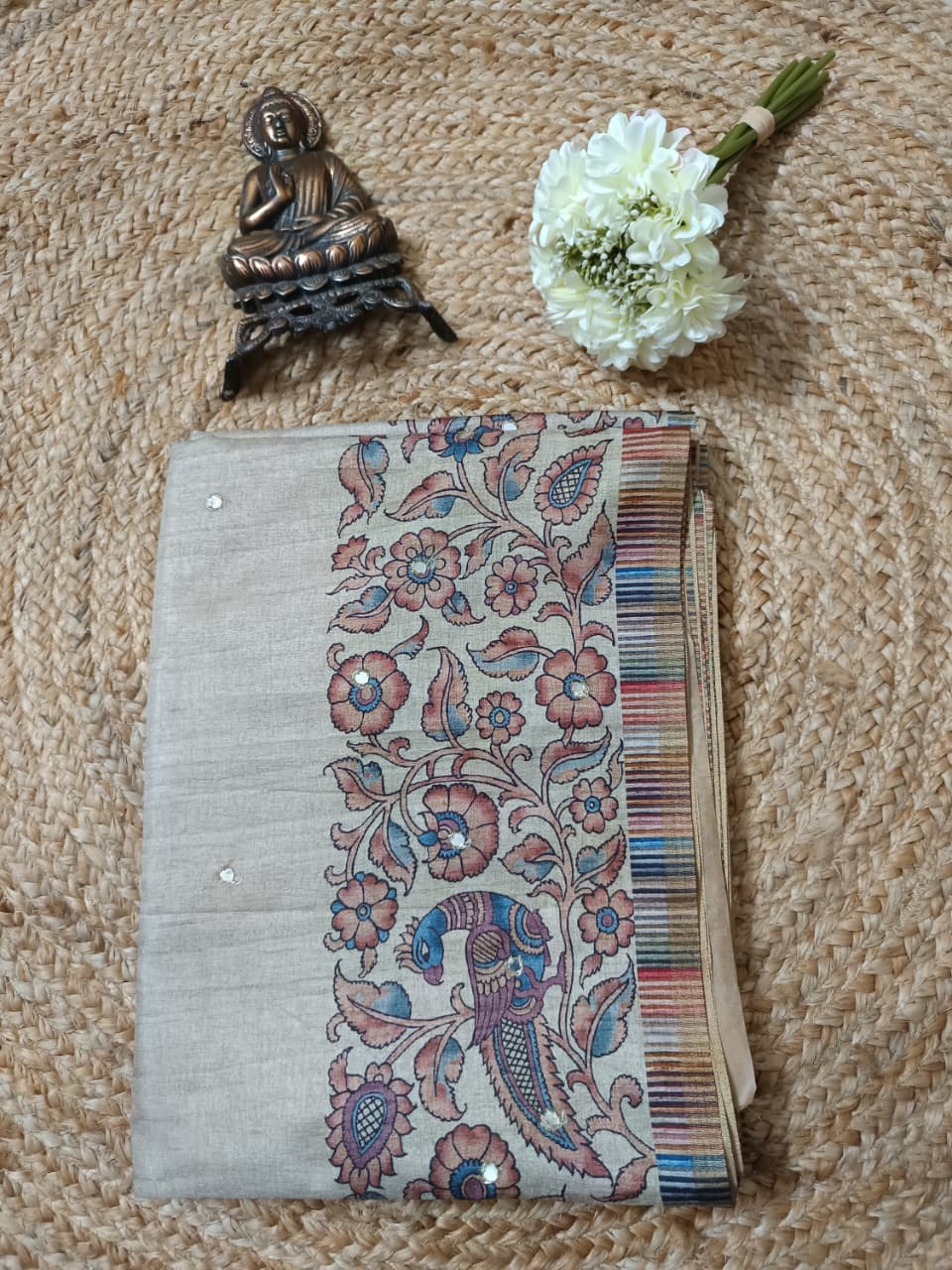 Ivory Grace Double bordered Semi Silk Saree - Image 5